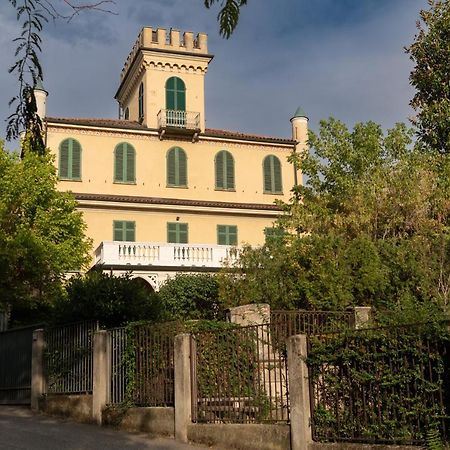 B&B Villa Ferrari 아스티 외부 사진