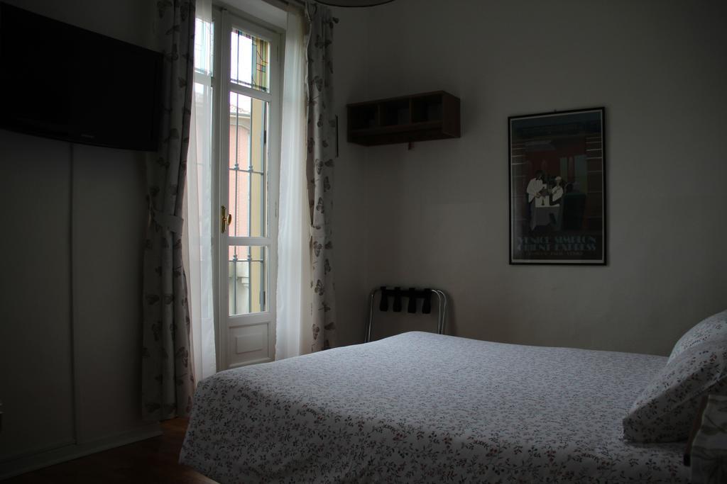 B&B Villa Ferrari 아스티 외부 사진
